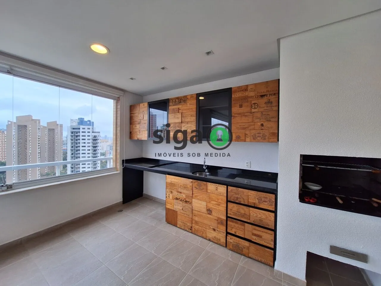 Imagem Apartamento com 4 Dormitórios, 4 vagas, 281m2 à venda no Panamby.