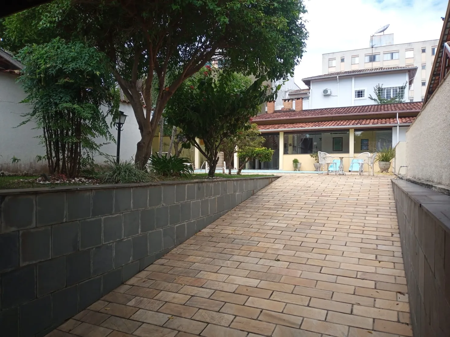 Imagem Casa à venda 4 Quartos, 1 Suite, 2 Vagas, 822.7M², Vila Bourghese, Pindamonhangaba - SP