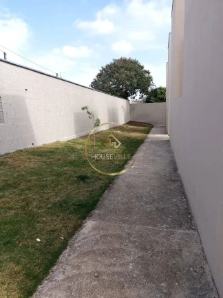 Imagem Casa Sobrado 2 dormitórios com quintal, 1 vaga, Sjc.