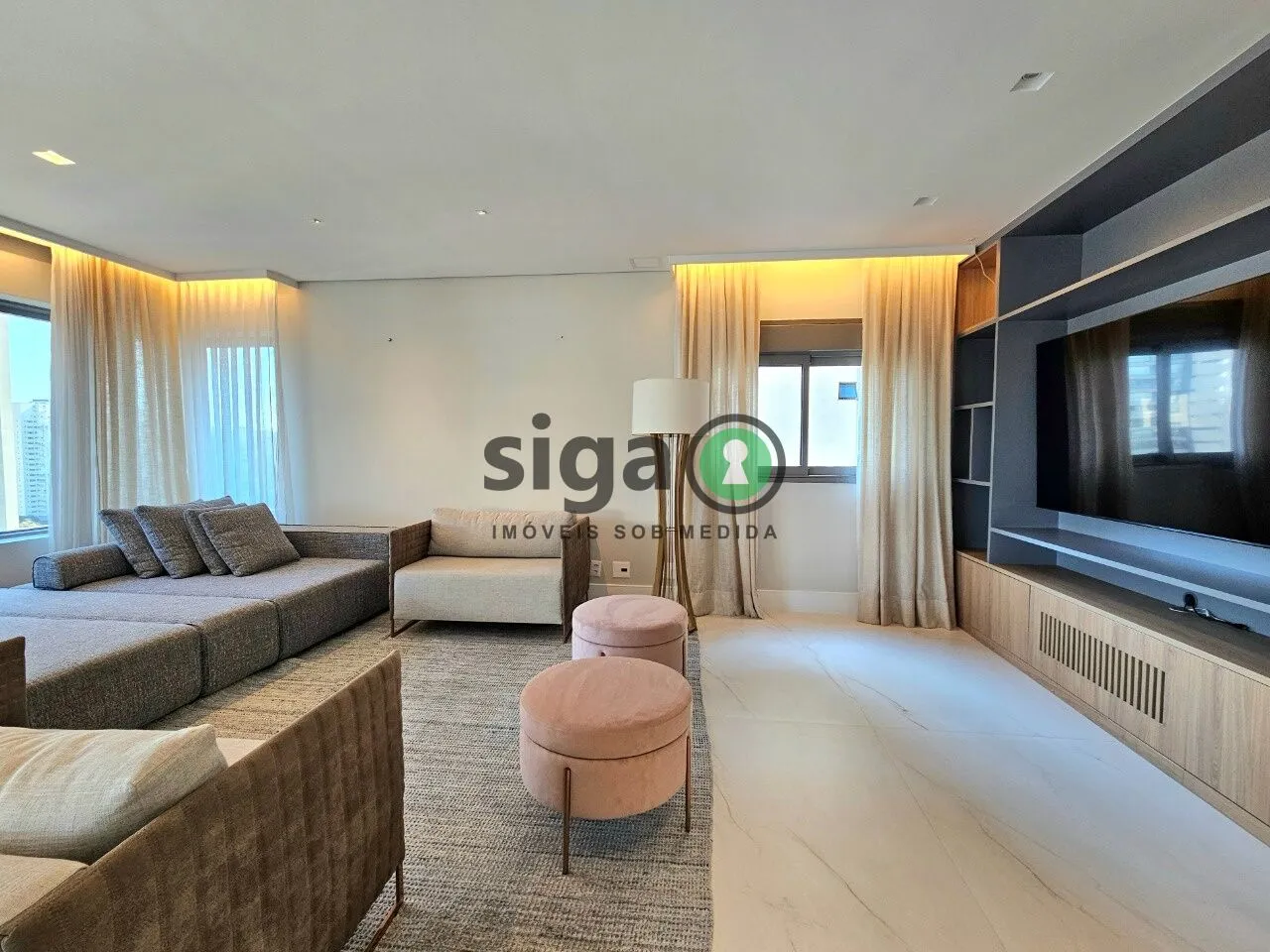 Imagem Apartamento à venda - 192 m², 2 suítes, 4 vagas - Campo Belo - São Paulo/SP