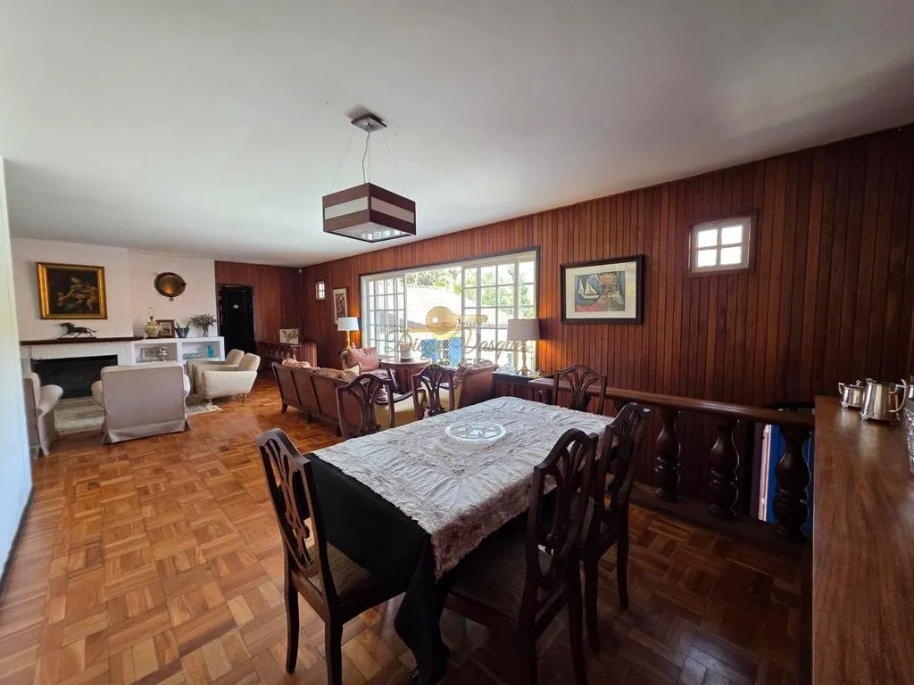 Imagem Casa para Venda em Teresópolis / RJ no bairro Albuquerque