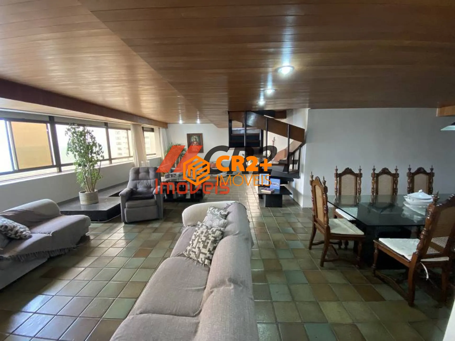 Imagem Cobertura à Venda com 06 quartos, 03 suítes em Boa Viagem com 345M².