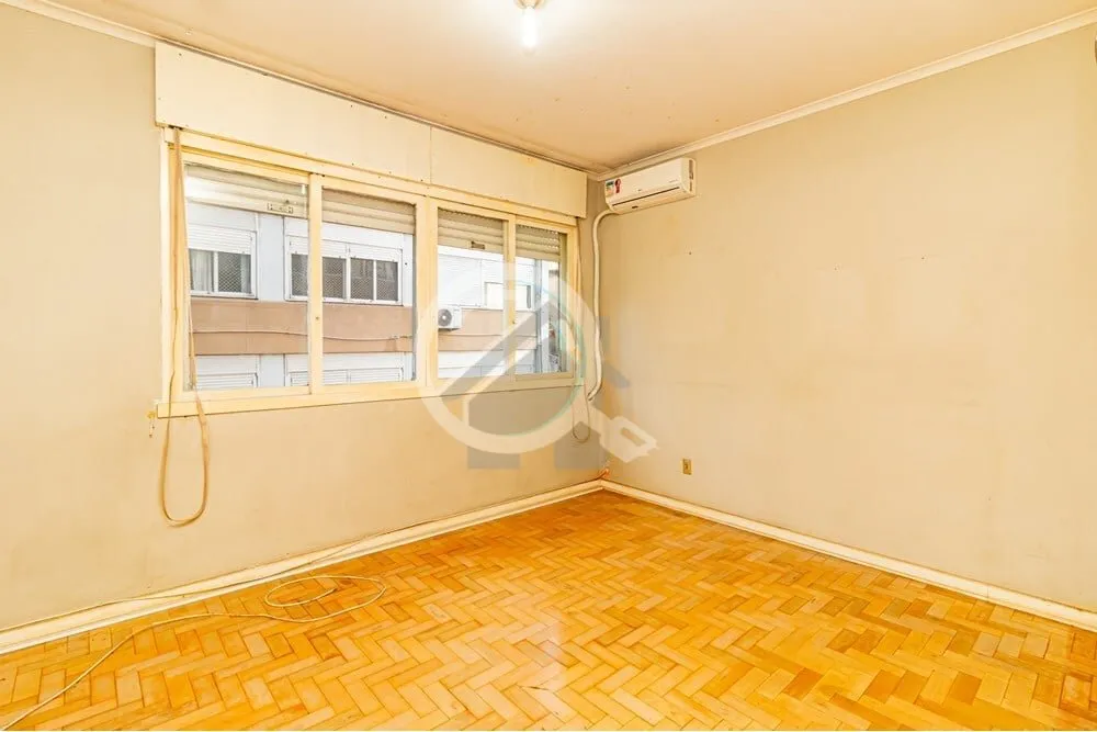 Imagem Imagine-se vivendo no coração de Porto Alegre, em um apartamento que une localização privilegiad...