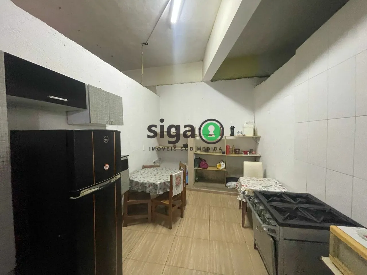 Imagem Galpão/Depósito/Armazém e 4 banheiros à Venda, 830 m²