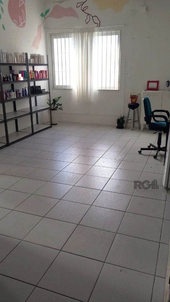Imagem Prédio Comercial em São Sebastião