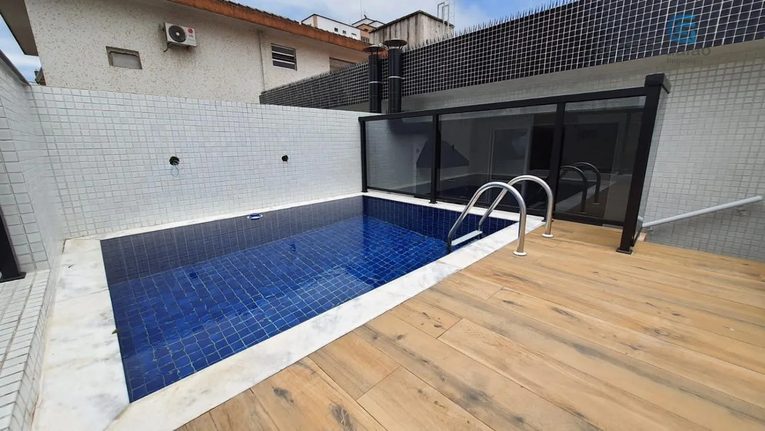 Imagem Casa, Residencial para Venda, Embaré, Santos