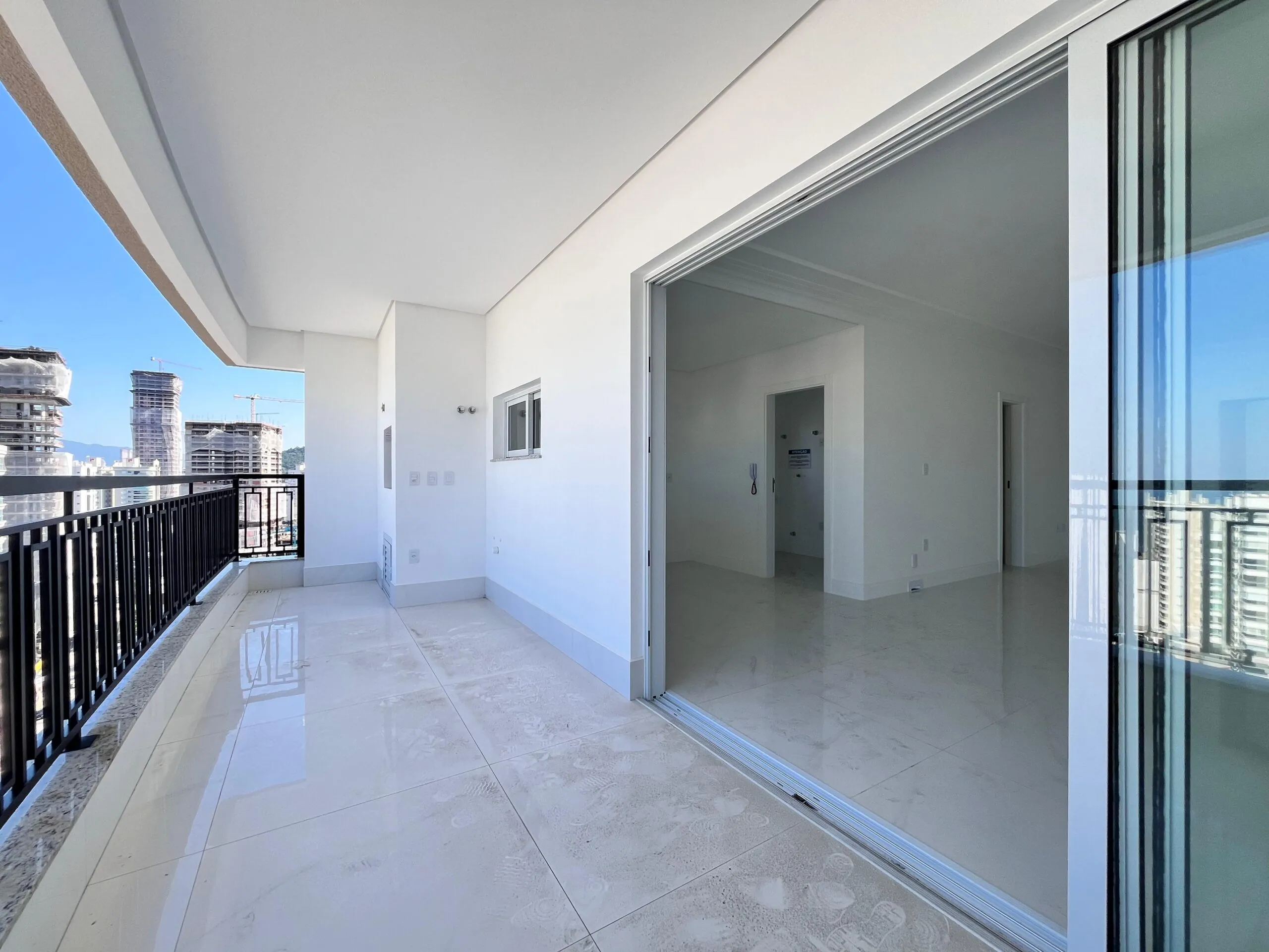 Imagem Apartamento à venda com 160m2 por R$ 2.798.000,00