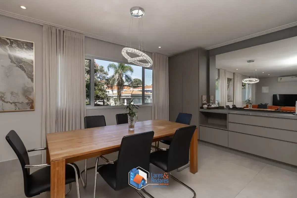 Imagem Casa para venda em Parque São Domingos com 3 quartos, sendo 3 suítes, 183m²