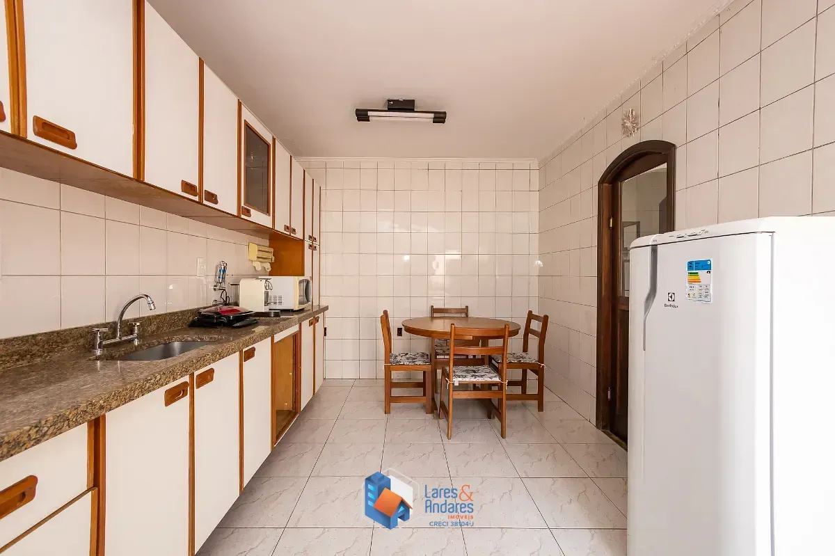 Imagem Sobrado para venda em Vila Palmeiras com 3 quartos, sendo 1 suíte, 164m²