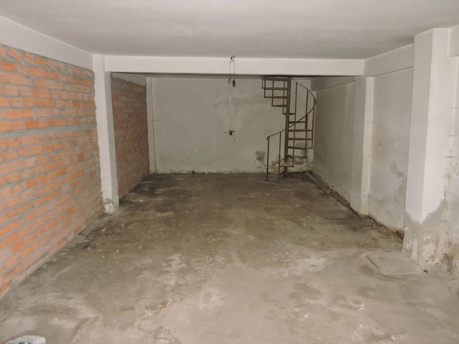 Imagem Loja-Pavilhao-Bairro-Gloria.