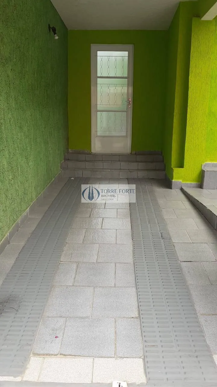 Imagem Casa térrea, 2 quartos, 2 vagas, na Vila Diva