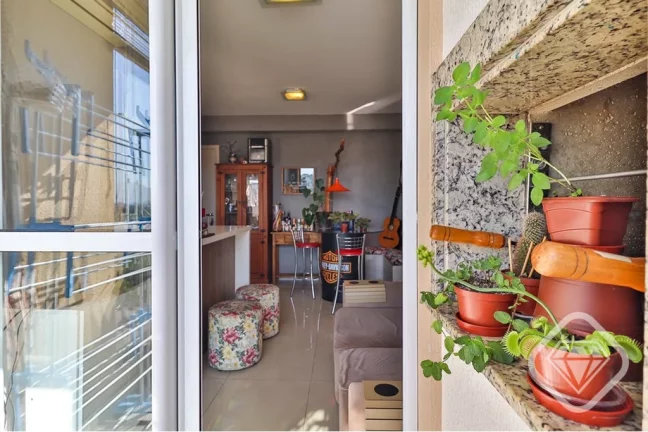 Imagem Apartamento moderno e ensolarado no Condomínio Veríssimo

Uma excelente oportunidade para quem bus...