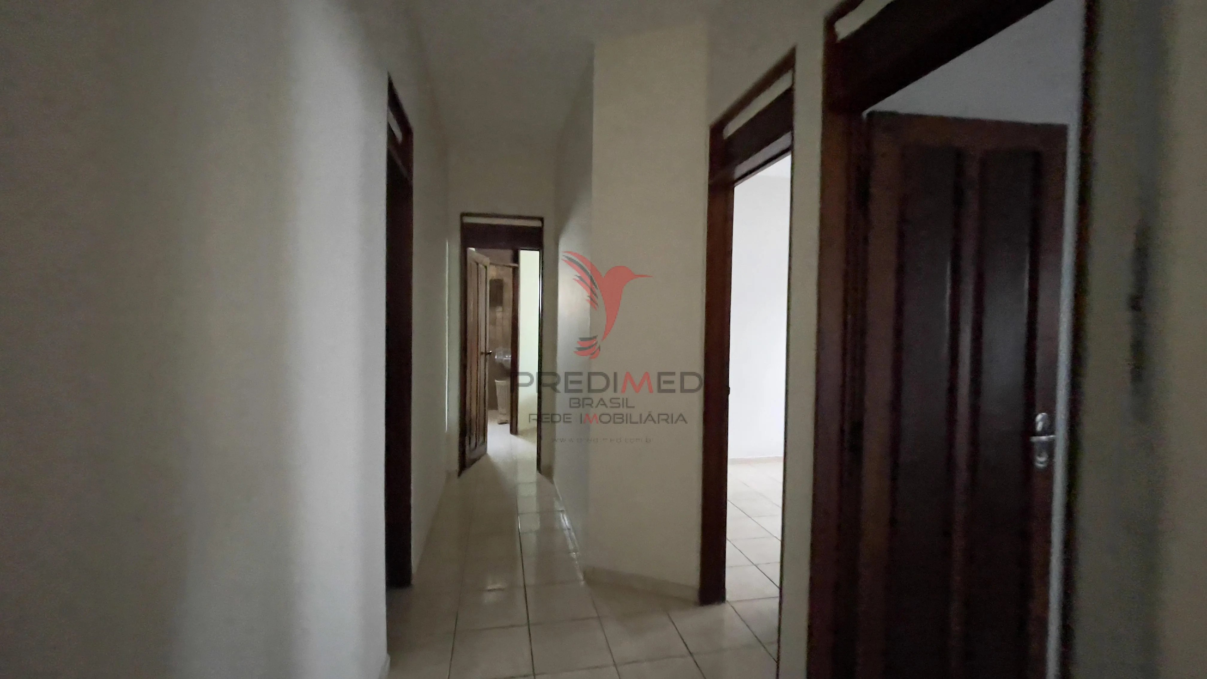 Imagem Casa à venda com 4 Quartos, 1 Suites, 3 Vagas, no Bessa - apenas 400m da praia!
