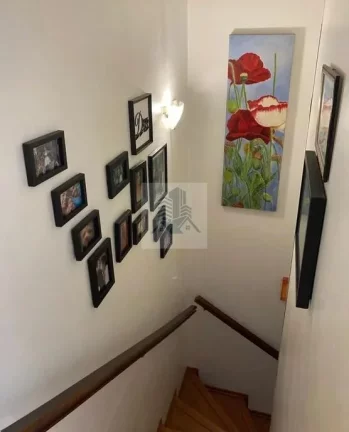 Imagem Casa de condomínio sobrado á venda com 110 metros quadrados com 3 quartos