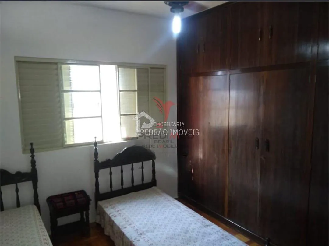 Imagem Casa de 2 quartos, 259m² no bairro Centro, em Lençóis Paulista