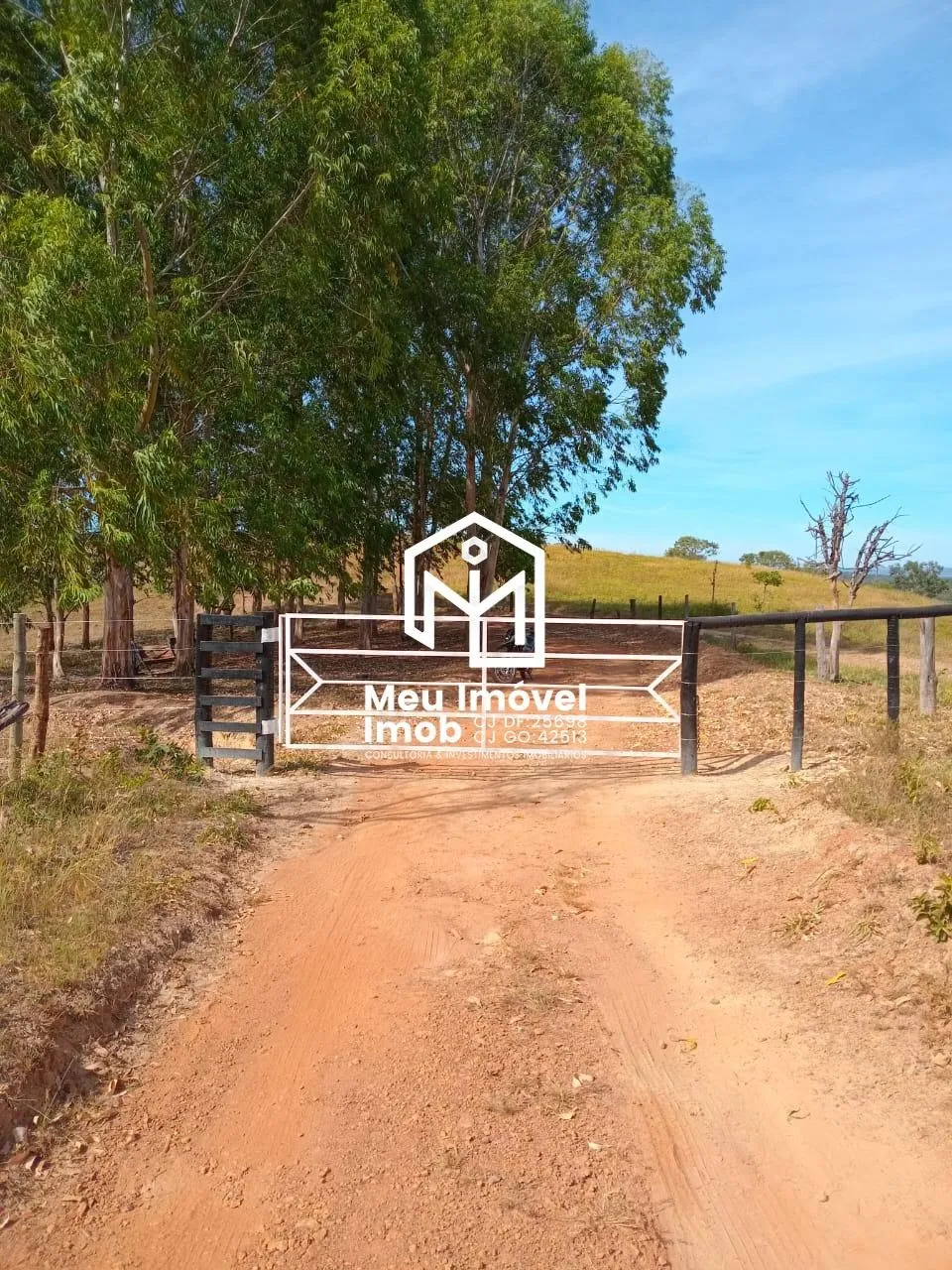 Imagem Fazenda 3 Quartos 1 Suíte 3 Vagas 200m² Luziânia/GO