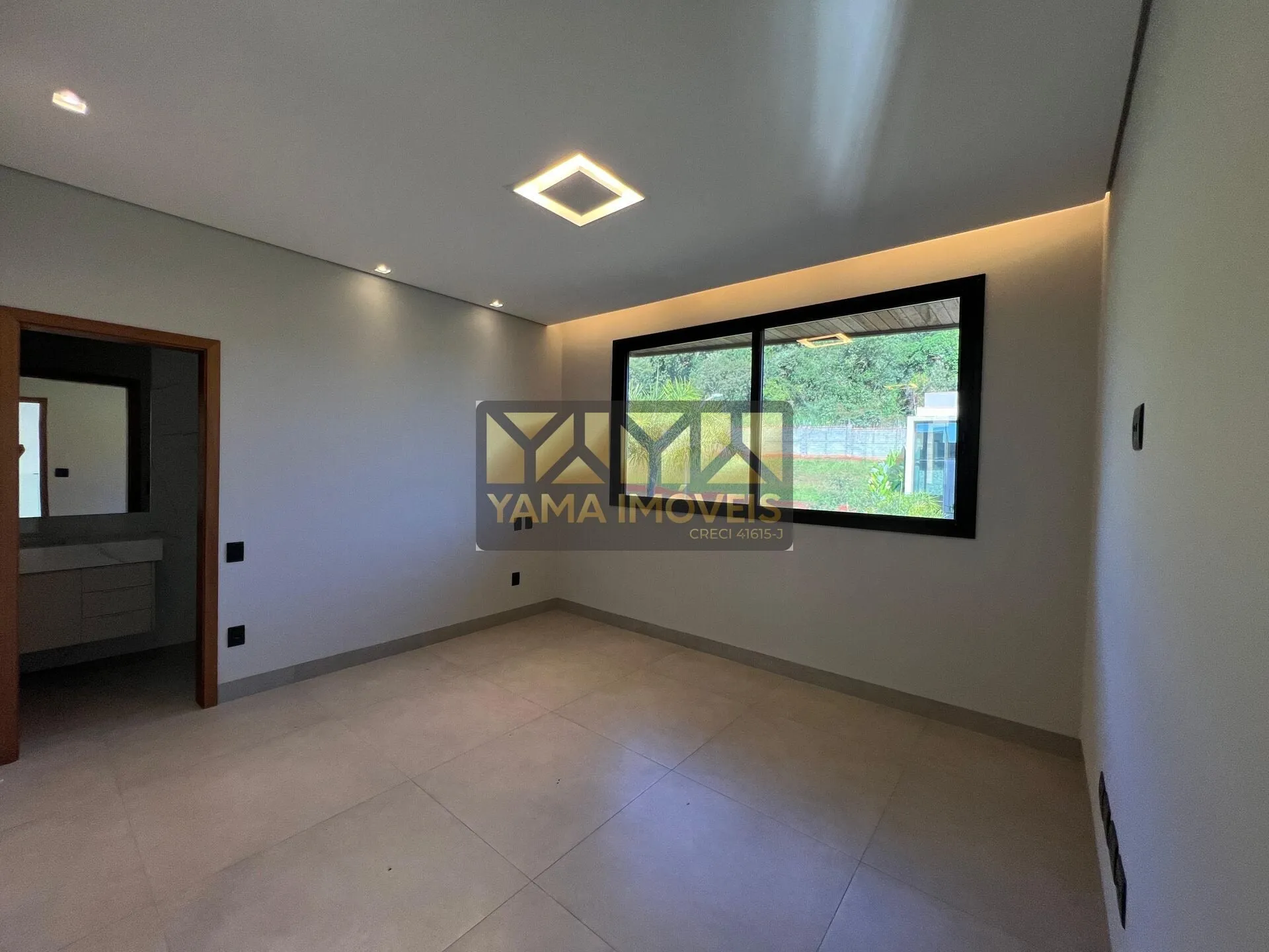 Imagem Casa Alto Padrão em Residencial e Empresarial Alphaville, Ribeirão Preto/SP