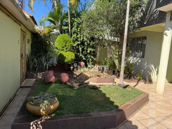 Imagem Casa à venda no Jardim América - Goiânia/GO