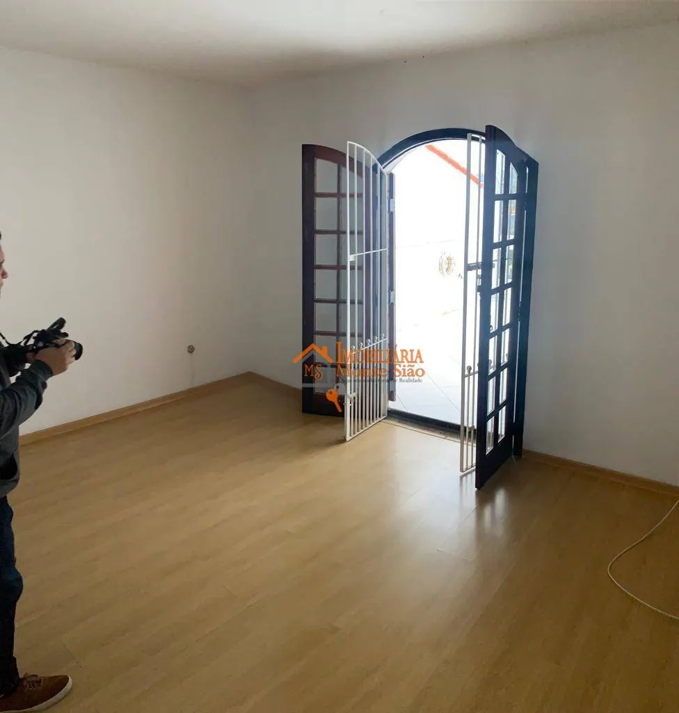 Imagem Sobrado com 3 dormitórios à venda, 125 m² por R$ 639.000,00 - Jardim Bom Clima - Guarulhos/SP