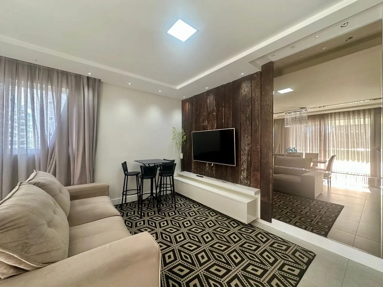 Imagem Apartamento à venda com 107.3m2 por R$ 2.015.000,00