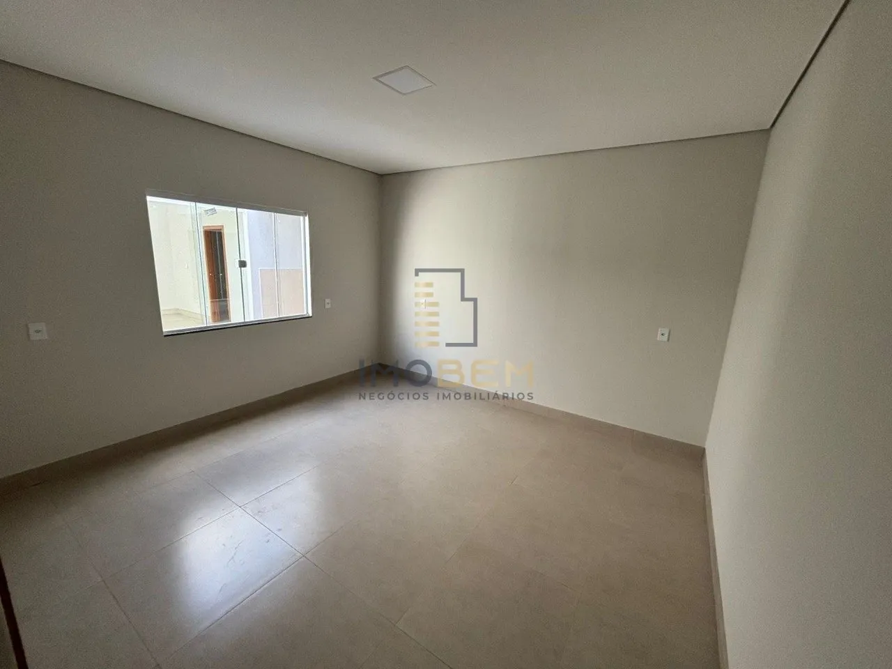 Imagem Excelente casa à venda no Parque Amazonas, em Sinop. 

Com uma área total de 160 m², esta residê...