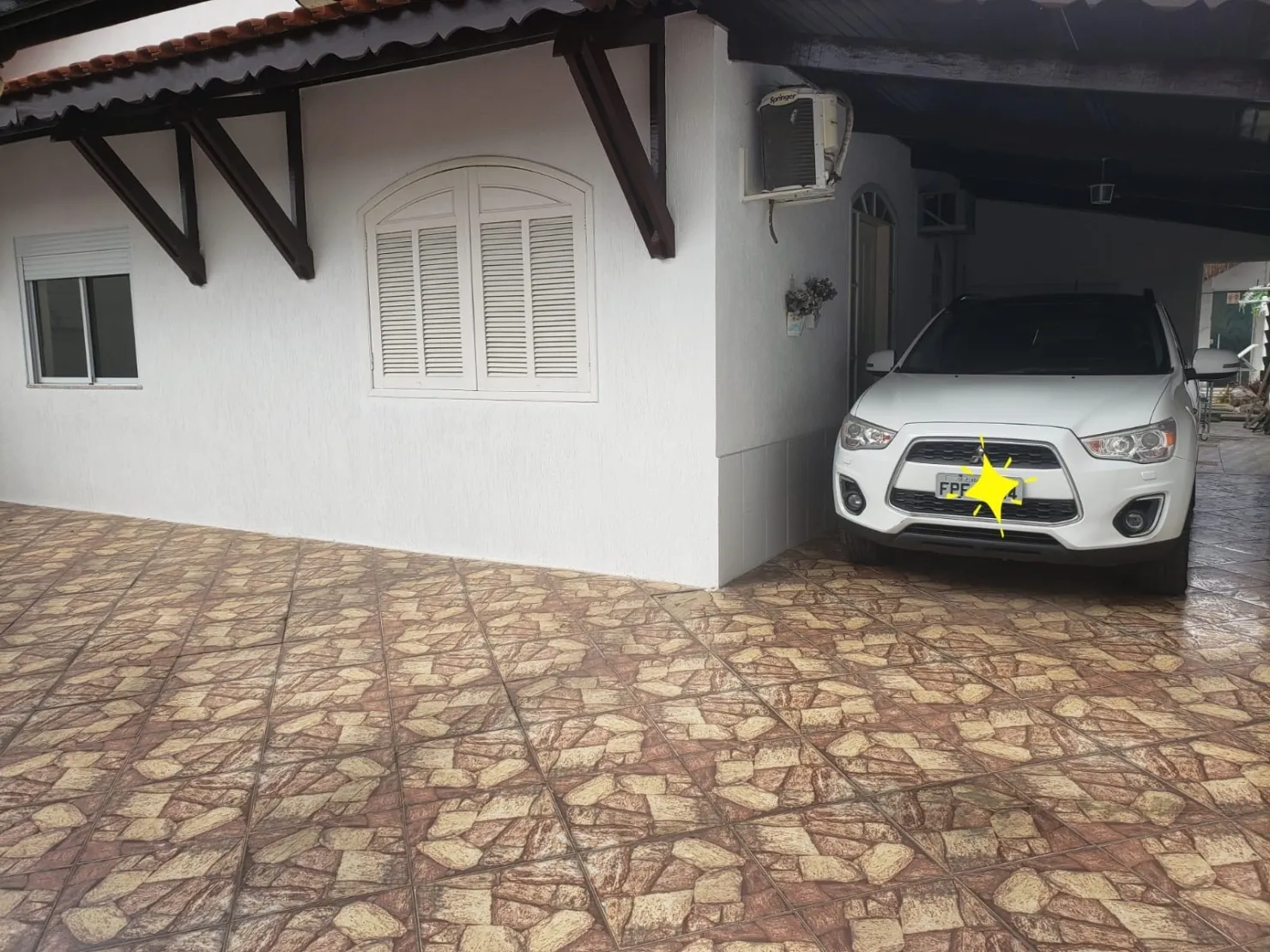 Imagem Casa à venda 3 Quartos, 3 Suites, 4 Vagas, 300M², Jardim Padre Rodolfo, Pindamonhangaba - SP