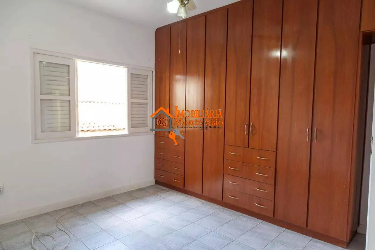 Imagem Casa com 3 dormitórios à venda, 180 m² por R$ 1.200.000,00 - Centro - Guarulhos/SP