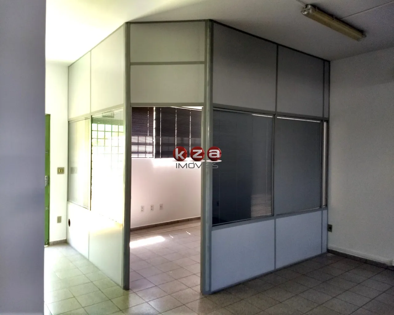 Imagem Prédio Comercial de 257m² com 6 banheiros à venda na Vila Nova Valinhos, Valinhos-SP.