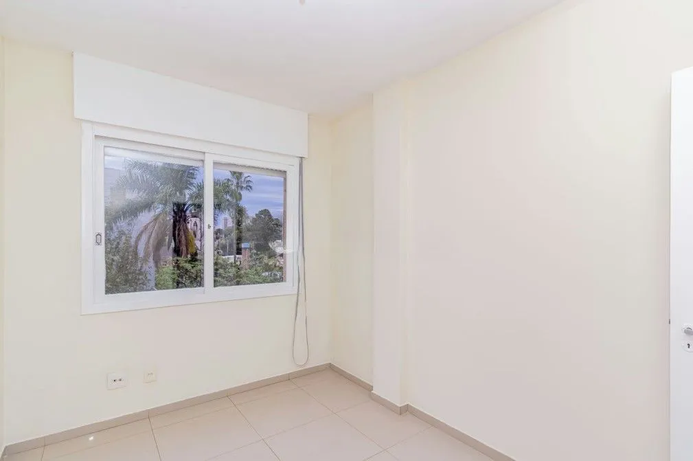 Imagem Apartamento 2 dorms à venda Avenida Clemenciano Barnasque, Teresópolis - Porto Alegre