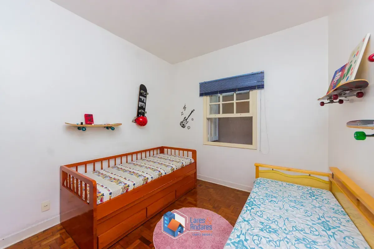 Imagem Casa para venda em Vila Moinho Velho com 5 quartos, sendo 1 suíte, 300m²