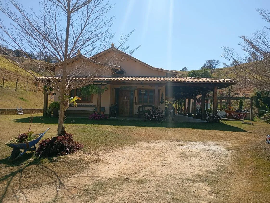 Imagem Vendo excelente sítio/fazendinha em Piedade dos Gerais/MG, com 30 hectares de terra