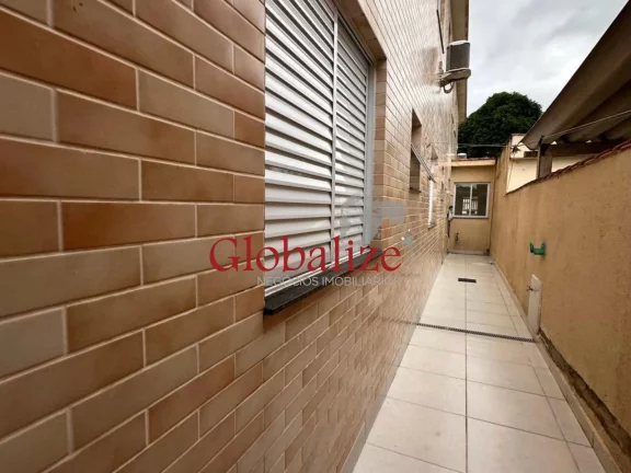Imagem Casa sobreposta baixa 2 dormitórios (1 Suíte ), 70m² à venda por R$380.000,00