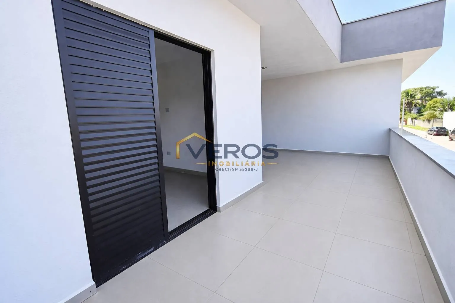 Imagem Casa Nova a venda com 3 quartos perto da praia Massaguaçu em Caraguatatuba