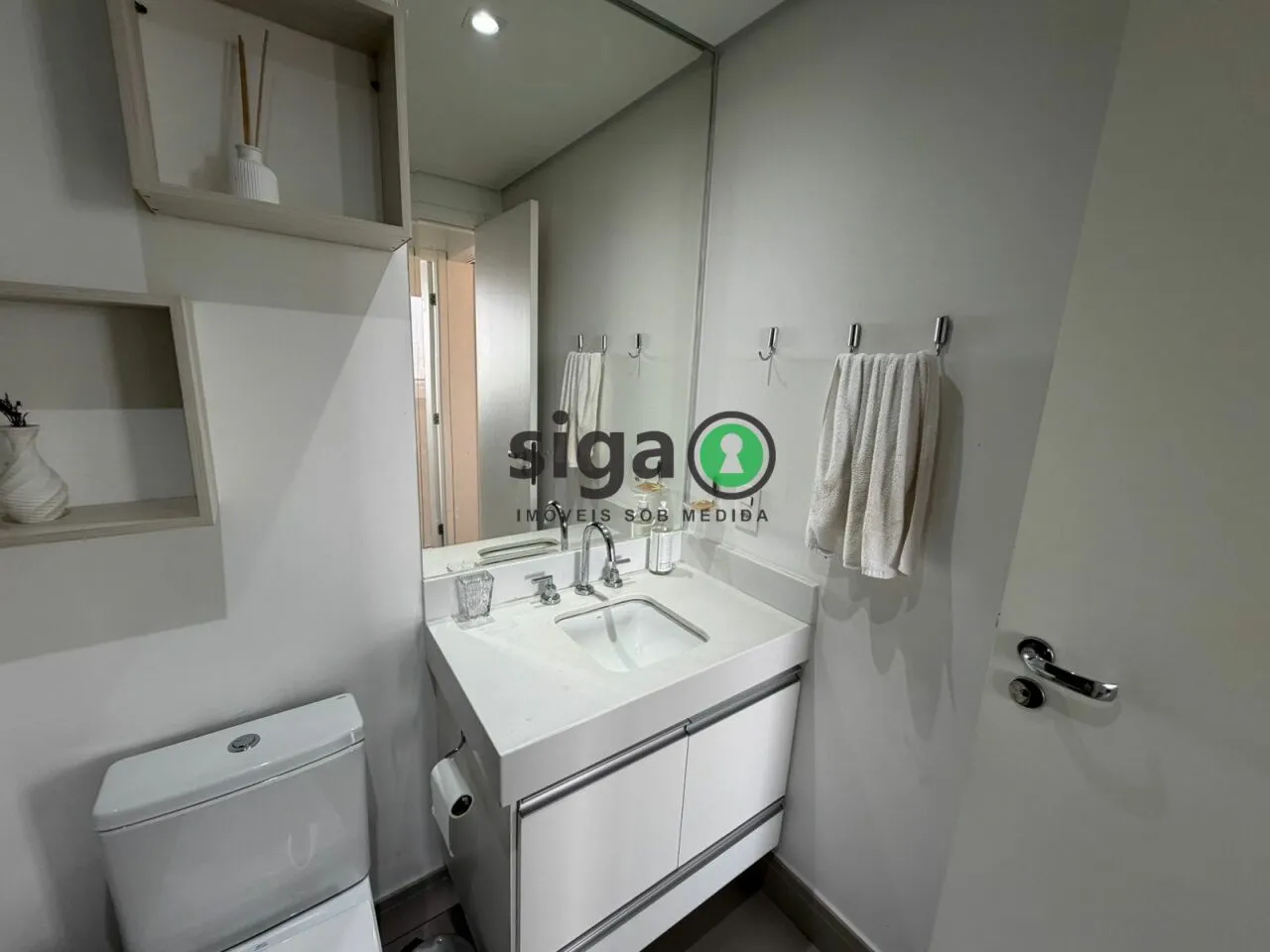 Imagem Apartamento a venda em Pinheiros, com 2 quartos e 2 vagas