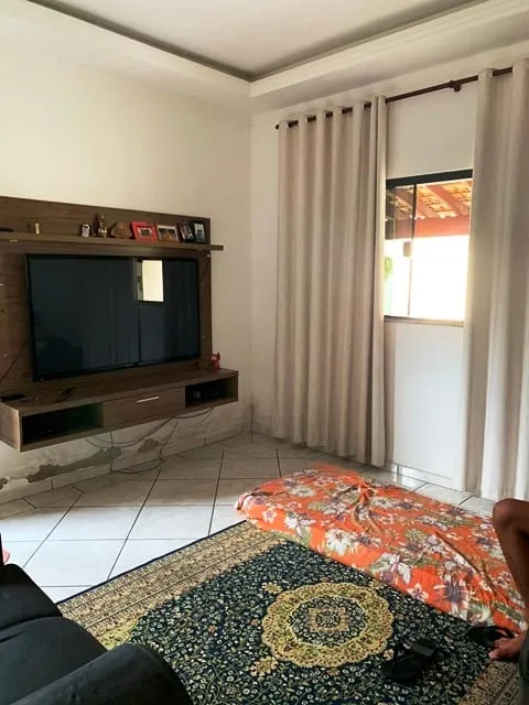 Foto do imóvel Casa à venda 3 Quartos, 8 Vagas, 300M², Loteamento Residencial Andrade, Pindamonhangaba - SP