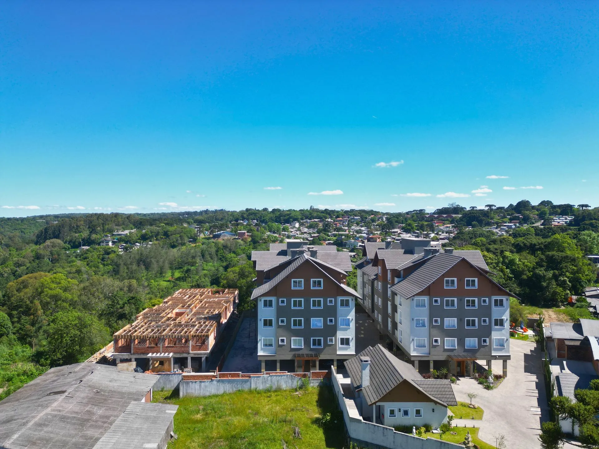 Imagem Apartamento à venda em Canela, Centro, com 2 quartos, 59.07m2