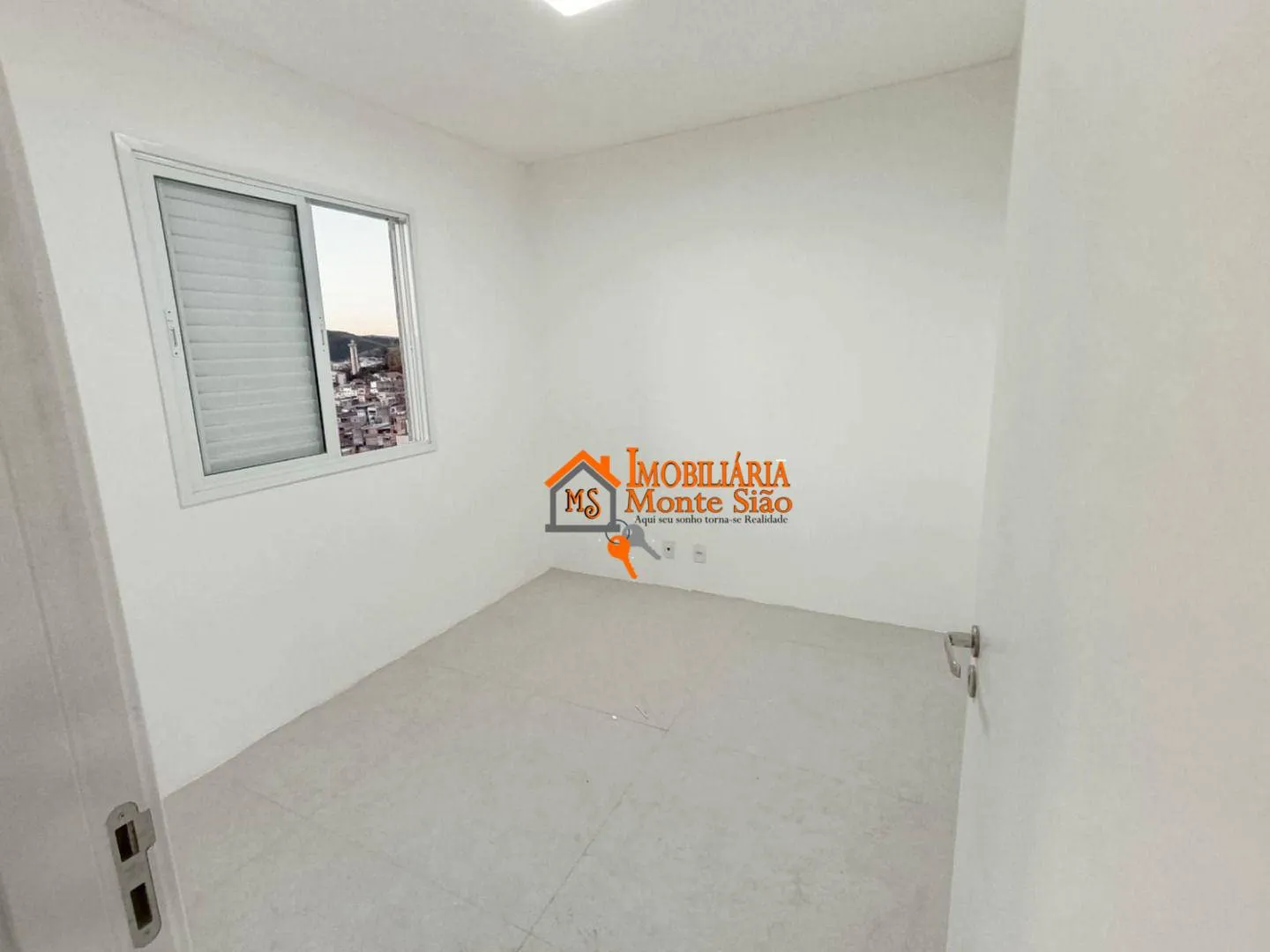 Imagem Apartamento com 2 dormitórios para alugar, 50 m² por R$ 2.880,00/mês - Vila Bremen - Guarulhos/SP