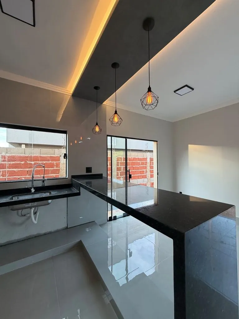 Imagem Casa à venda em Patrocínio Paulista, Jardim Aroeiras, com 2 quartos, 70m2