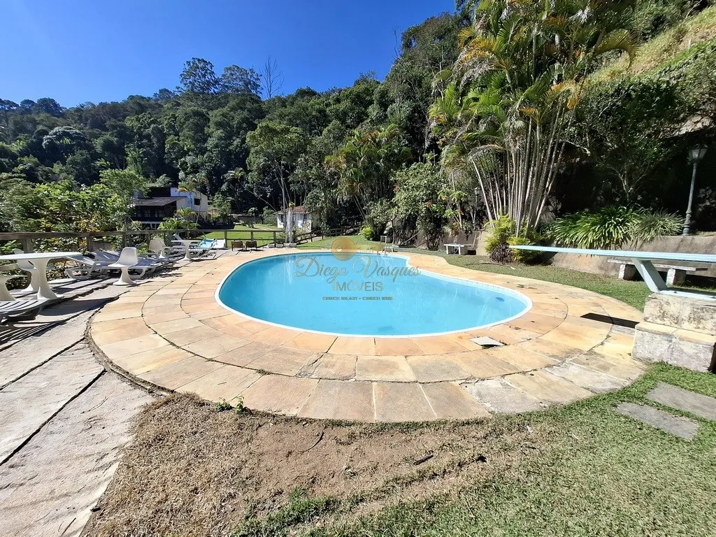 Imagem Casa para Venda em Teresópolis / RJ no bairro Albuquerque