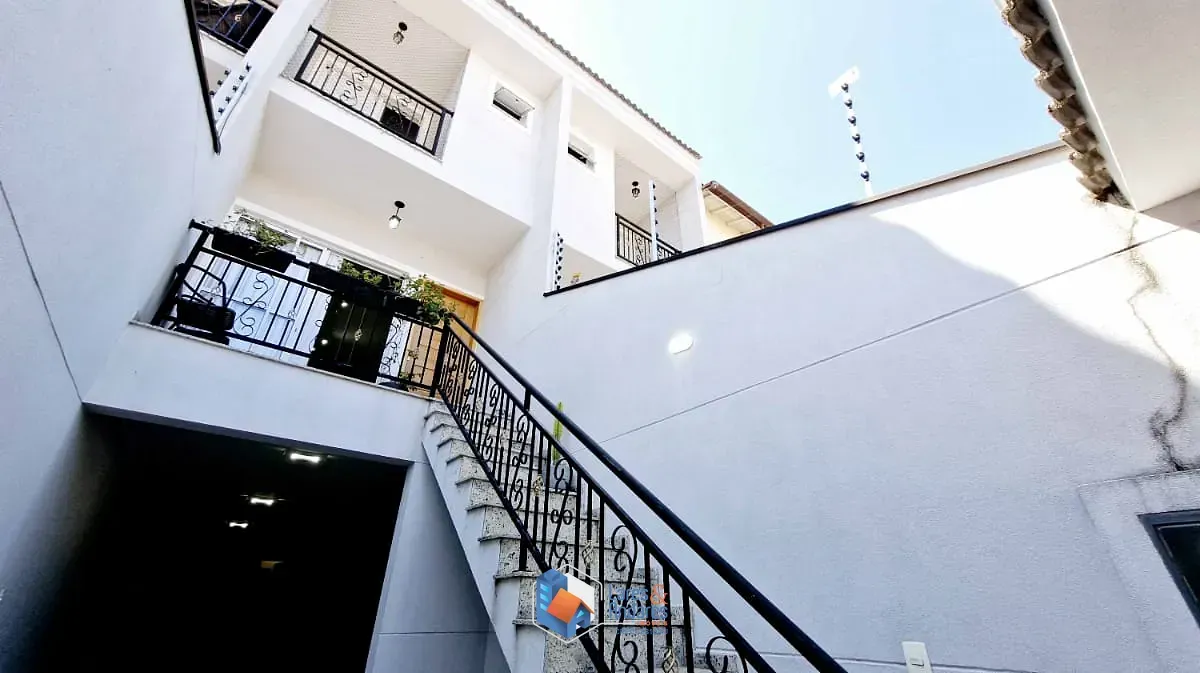 Imagem Sobrado para venda em Tucuruvi com 3 quartos, sendo 3 suítes, 144m²