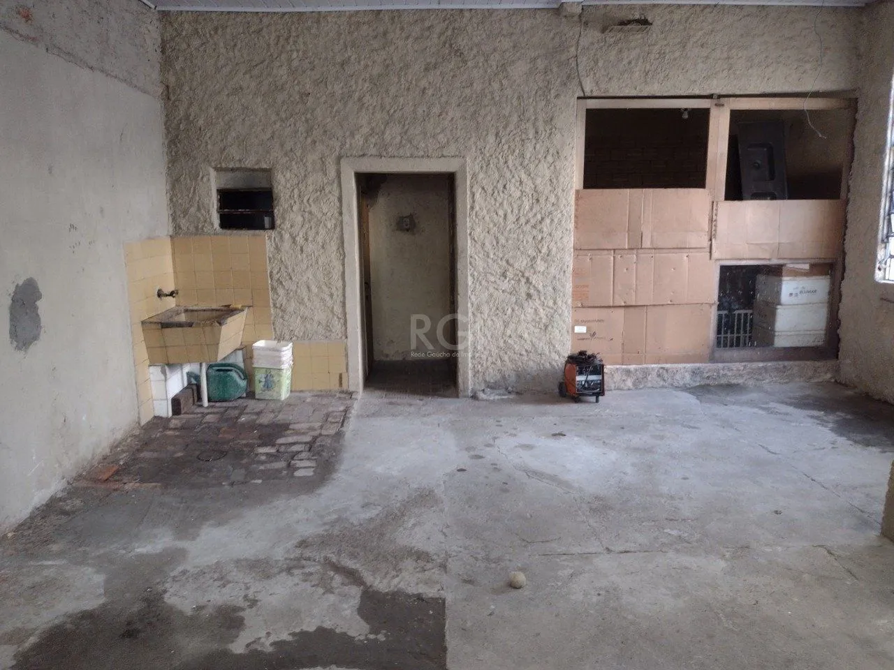 Imagem Casa para Venda, 250m², 4 dormitórios, sendo 1 suite, 10 vagas , Vila Jardim