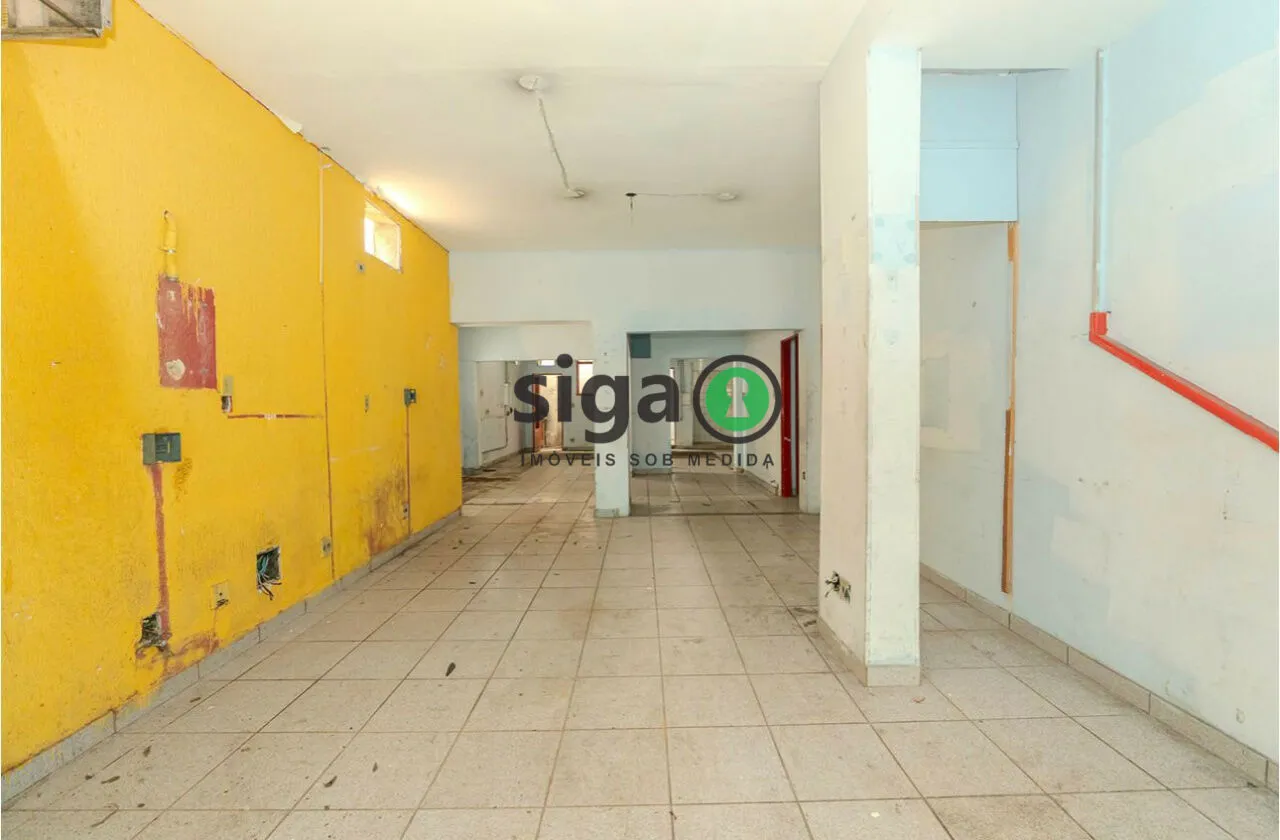 Imagem Imóvel de 380m² na Chácara Santo Antônio para Moradia ou Negócio.