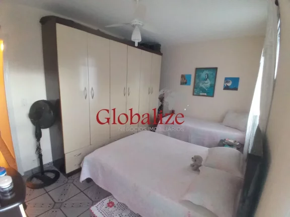 Imagem Apartamento à Venda, em prédio de 3 andares R$320.000,00, 2 dormitórios na Vila Mathias em Santos SP