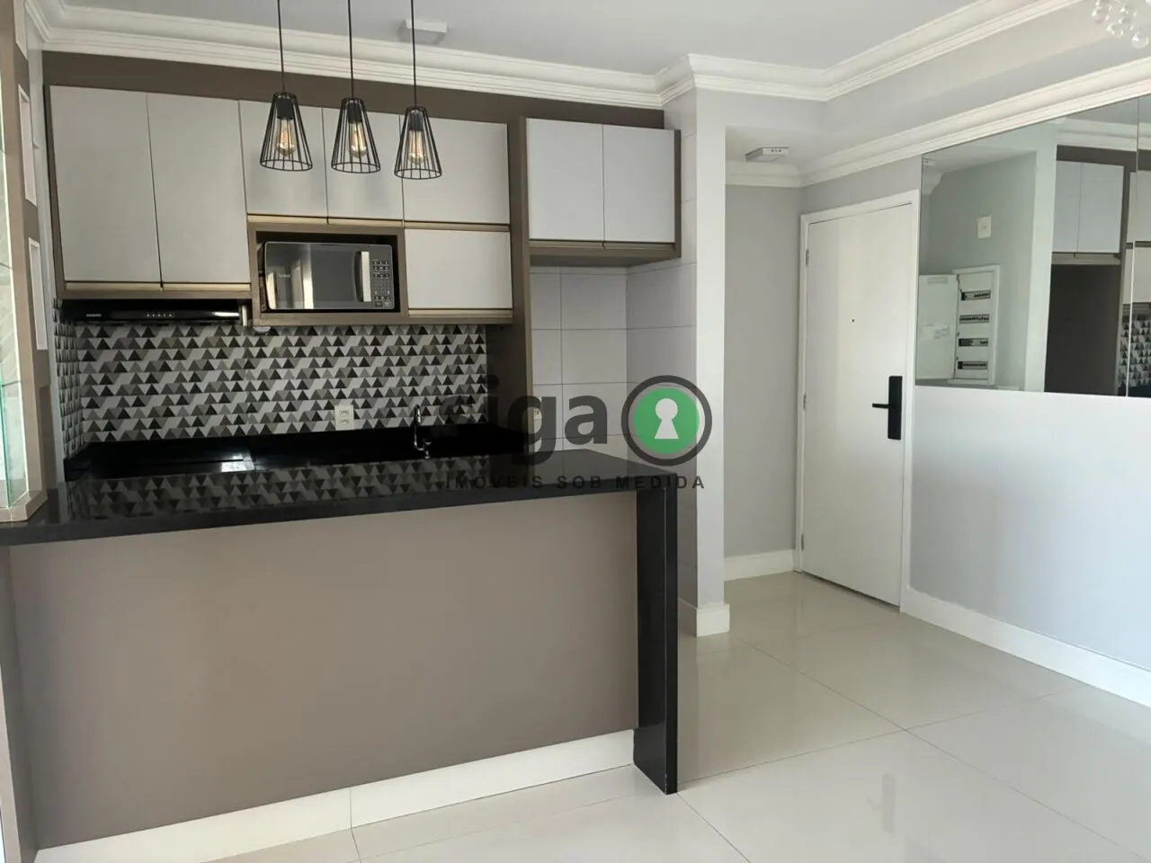 Foto do imóvel LOCAÇÃO Apartamento (Semi Mobiliado) Campo Belo com 2 quartos, uma suíte e duas Vagas