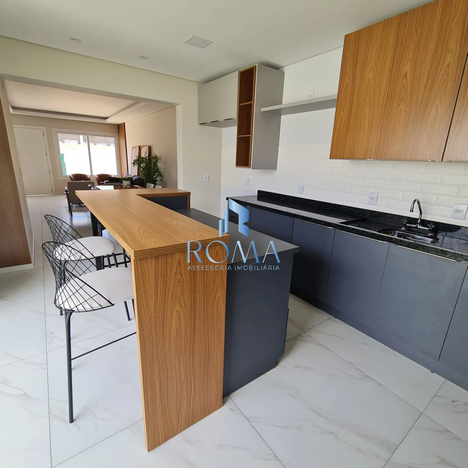 Imagem Casa em Condomínio 3 dormitórios à venda Camobi Santa Maria/RS