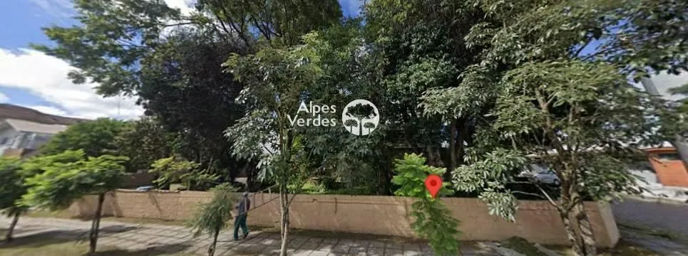 Imagem Vende-se terreno com 490,60m2 a certa de 2 minutos da Catedral de Pedra