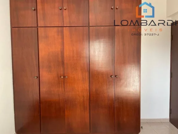 Imagem Apartamento mobiliado com ótima localização