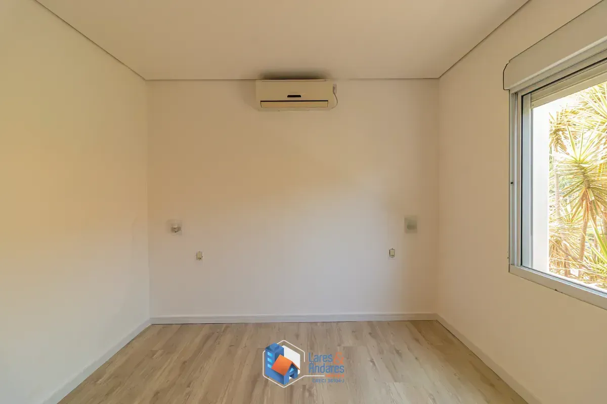Imagem Casa para venda em Mirandópolis com 4 quartos, sendo 4 suítes, 405m²
