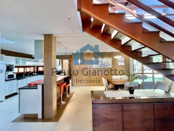 Imagem Linda casa de campo à venda na Fazendinha Granja Viana