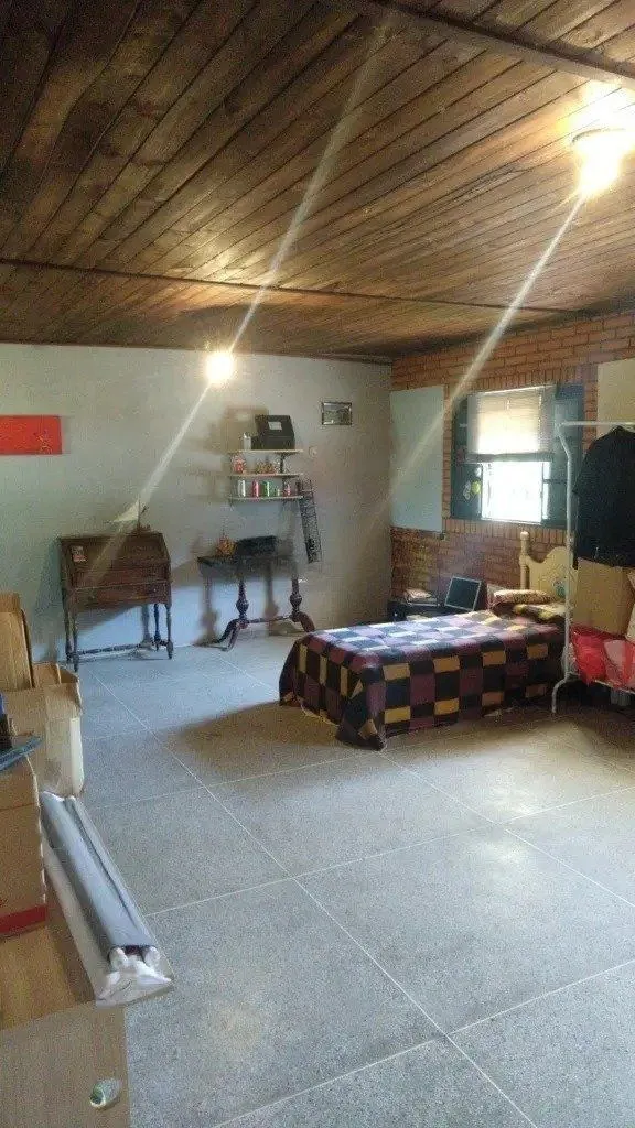 Imagem Casa com 3 dormitórios no bairro Sarandi